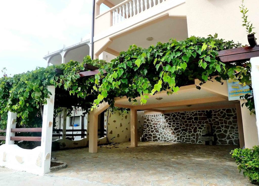 Apartments Papillon Подгориця Екстер'єр фото